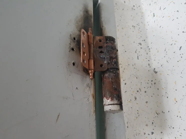 부산 북구 구포동 부산 북구 구포동 현대아파트 현관문수리 시공 사진