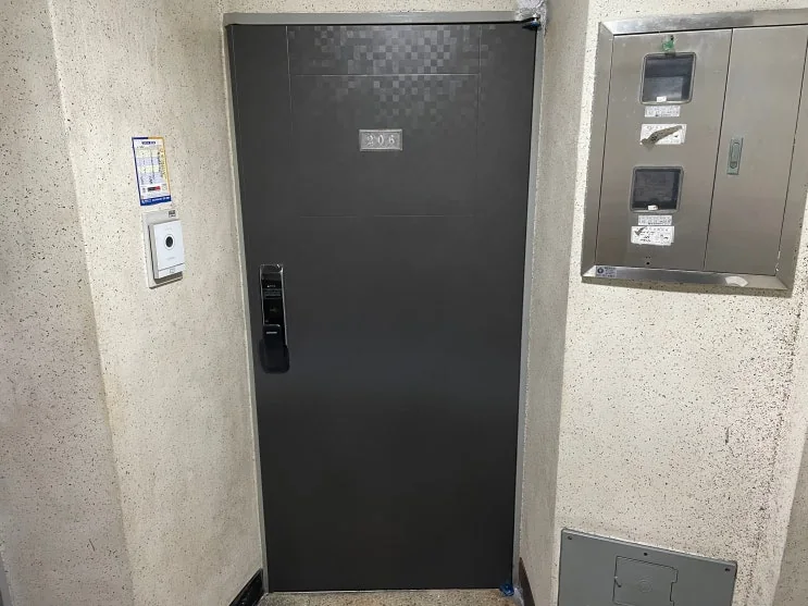 부산 북구 화명동 부산 북구 화명동 현관문교체 시공 사진