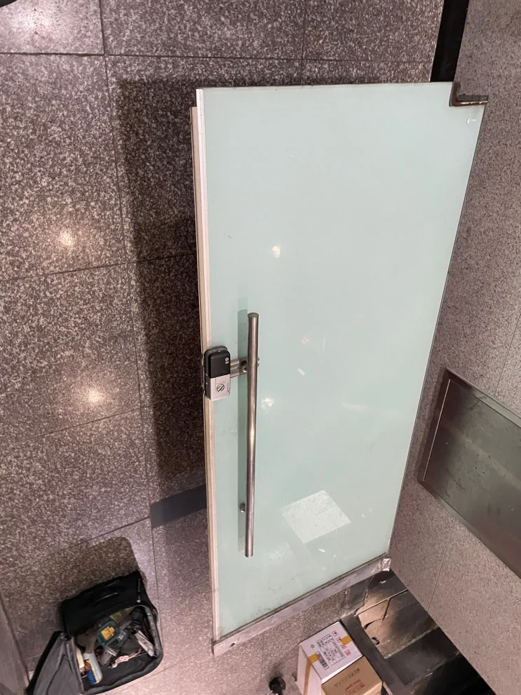 부산 해운대구 중동 해운대 중동 강화도어수리 빠른 대처 방법으로 시공 사진