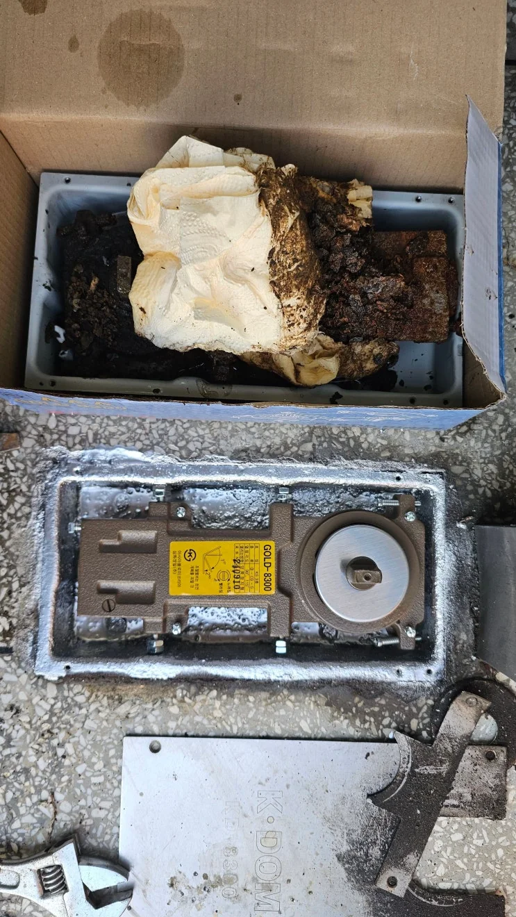 부산 연제구 연산동 부산 연제구 연산동 유리문수리 시공 사진