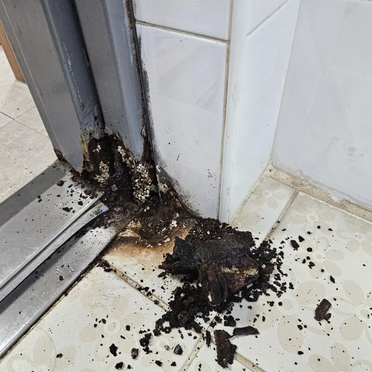 양산 양산 문수리 문틀 부식 심각했지만 튼튼하게 복구 완료 시공 사진