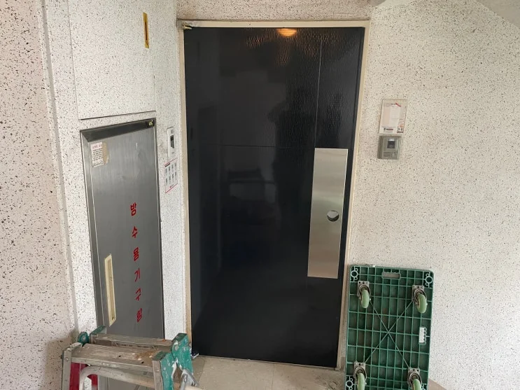 부산 남구 용호동 부산 용호동 현관문교체 아파트 방화문 설치 후기 시공 사진