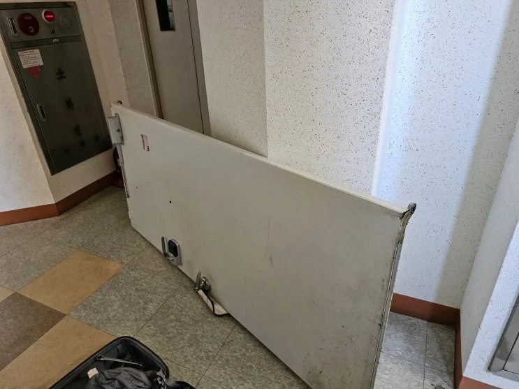김해 북부동 삼계동 김해 삼계동 현관문수리 문짝 처짐과 바닥 끌림 해결 시공 사진